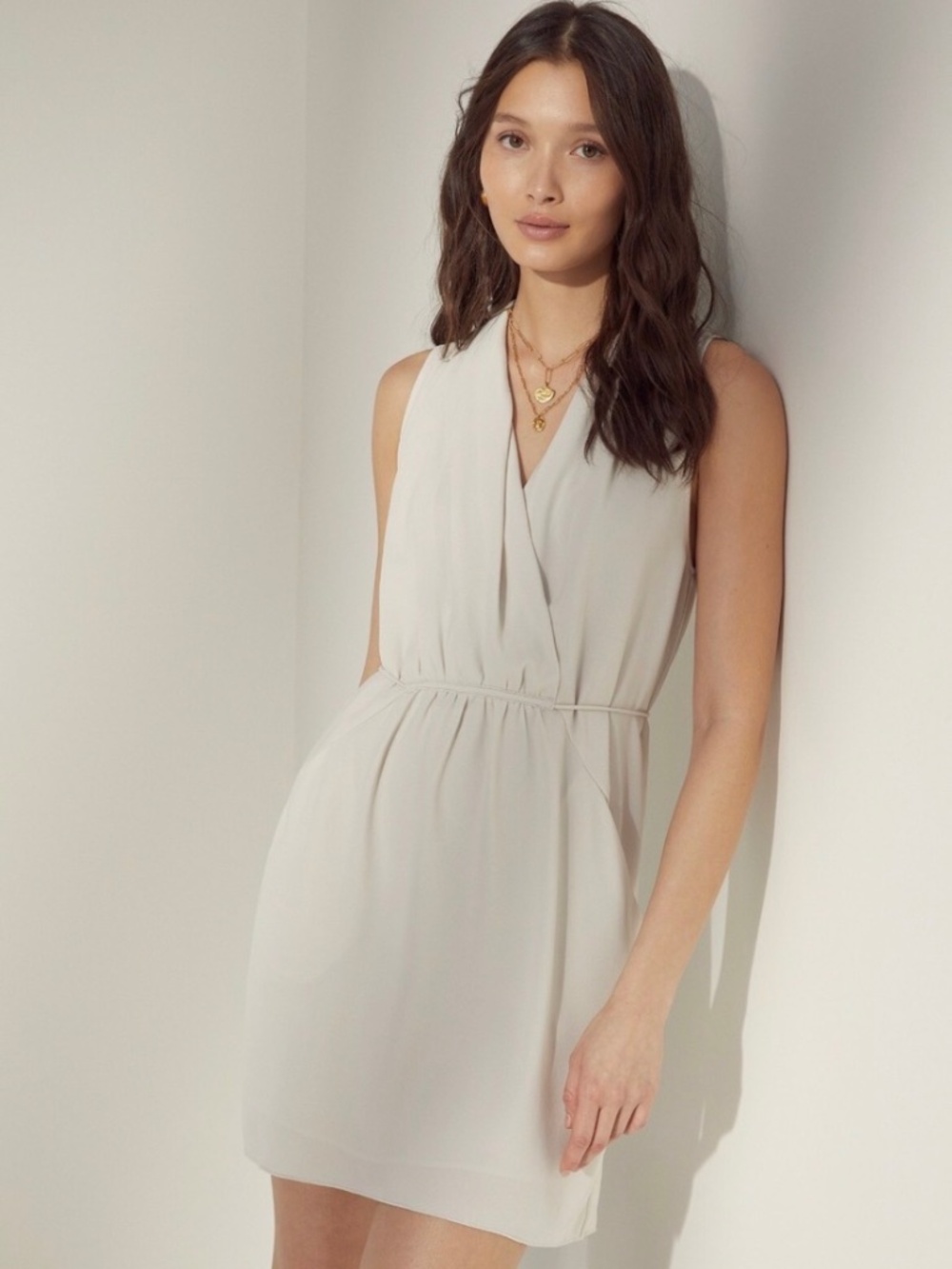 Aritzia Wilfred sleeveless dress